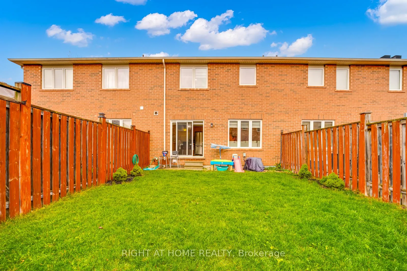 Photo 25 of 680 Cargill Path, Milton, Coates — HOMEH