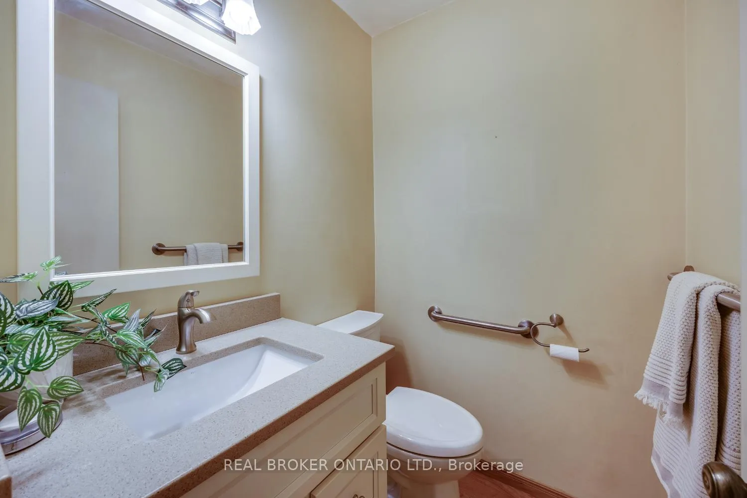 Photo 13 of 37 Macey Court, Ajax, Central West — HOMEH