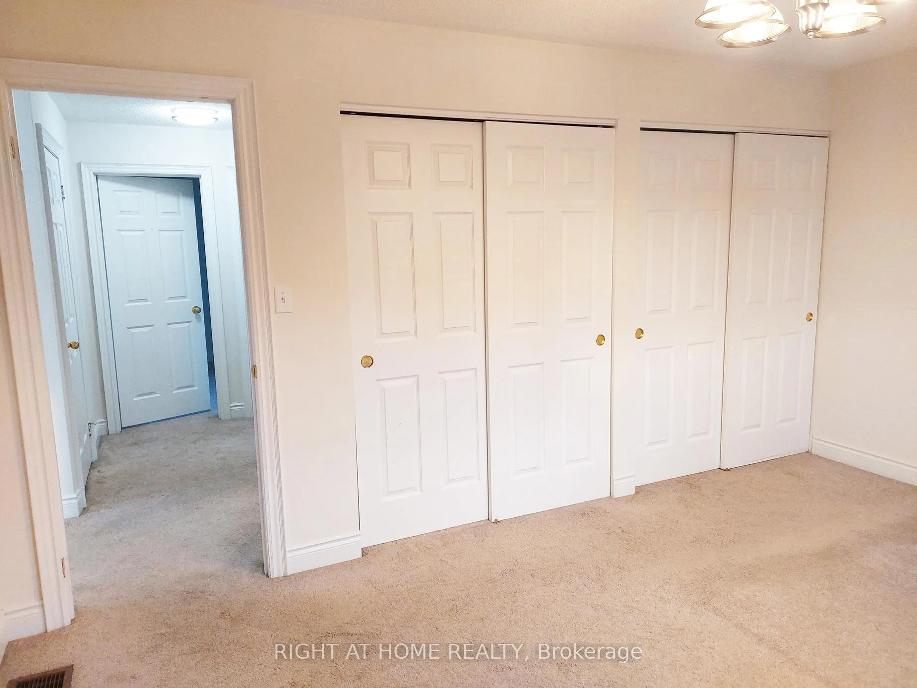 Photo 16 of 19 Peartree Court, Barrie, Allandale — HOMEH