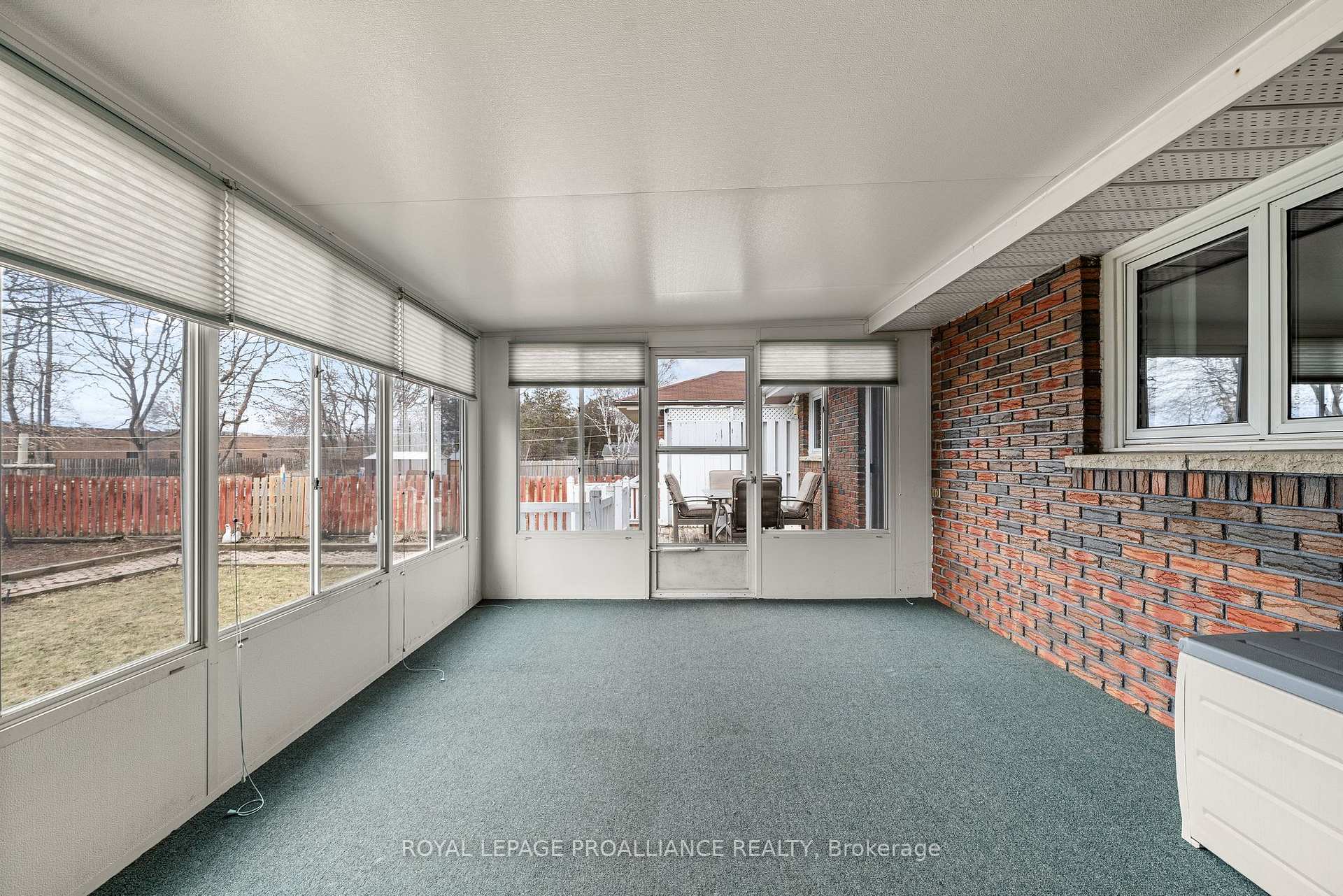 Photo 18 of 26 Harris Crescent, Belleville, Belleville Ward — HOMEH