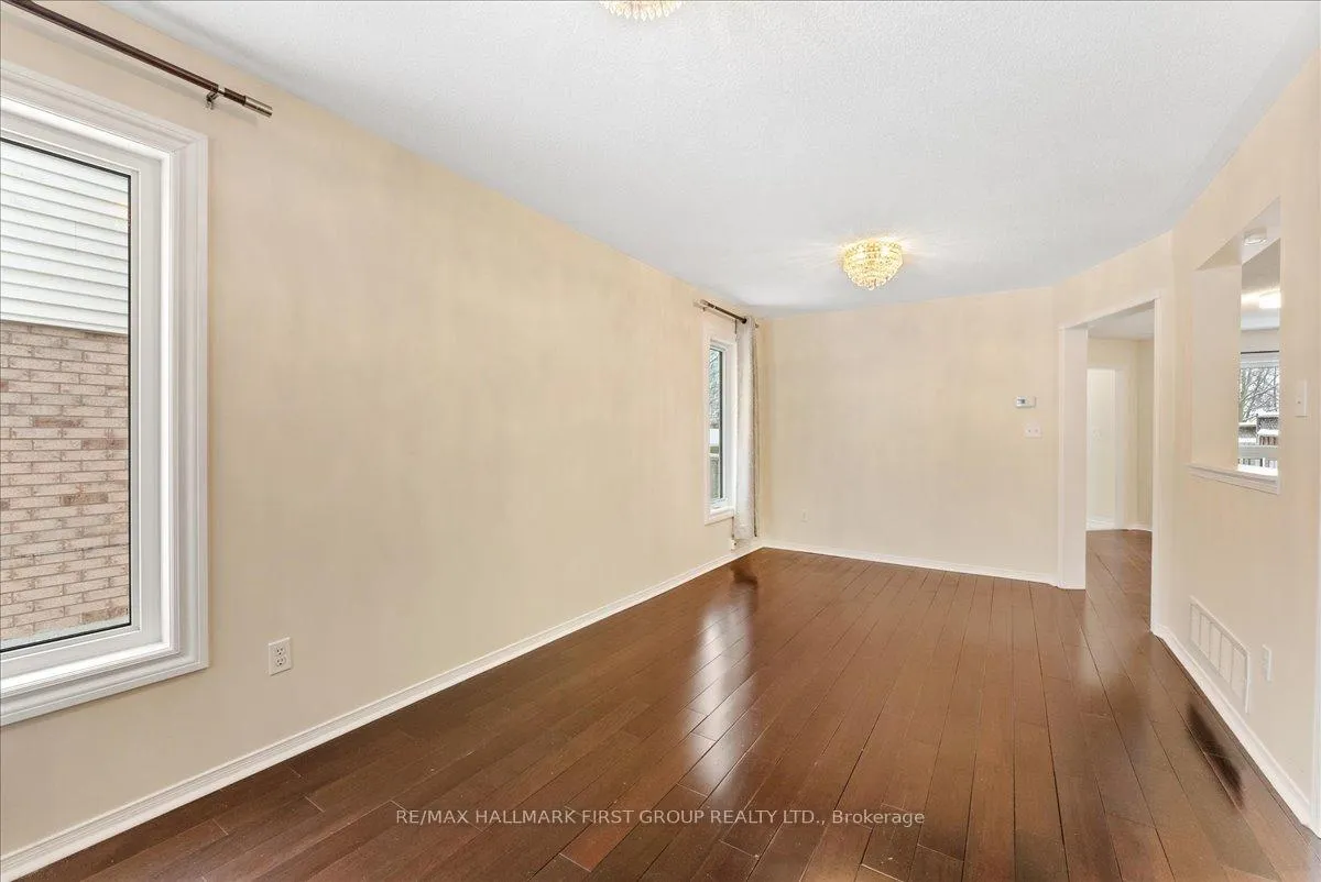 Photo 8 of 34 Inlet Bay Drive, Whitby, Port Whitby — HOMEH