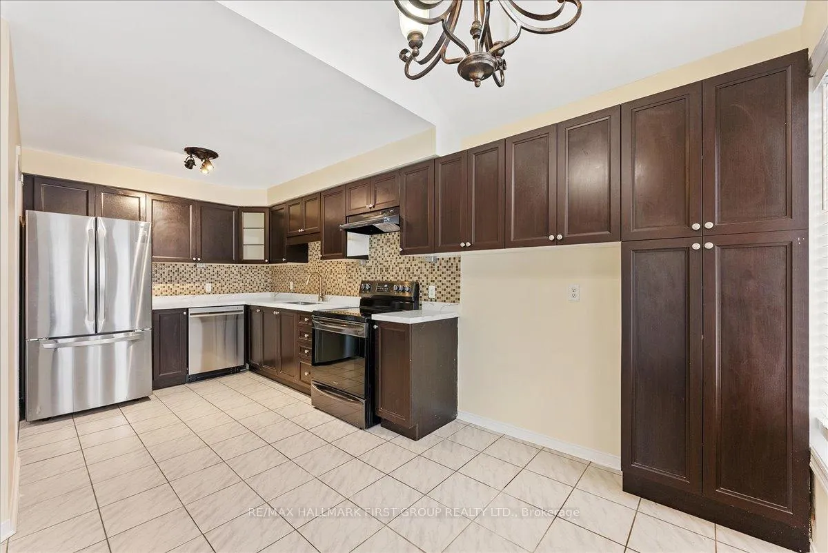 Photo 14 of 34 Inlet Bay Drive, Whitby, Port Whitby — HOMEH