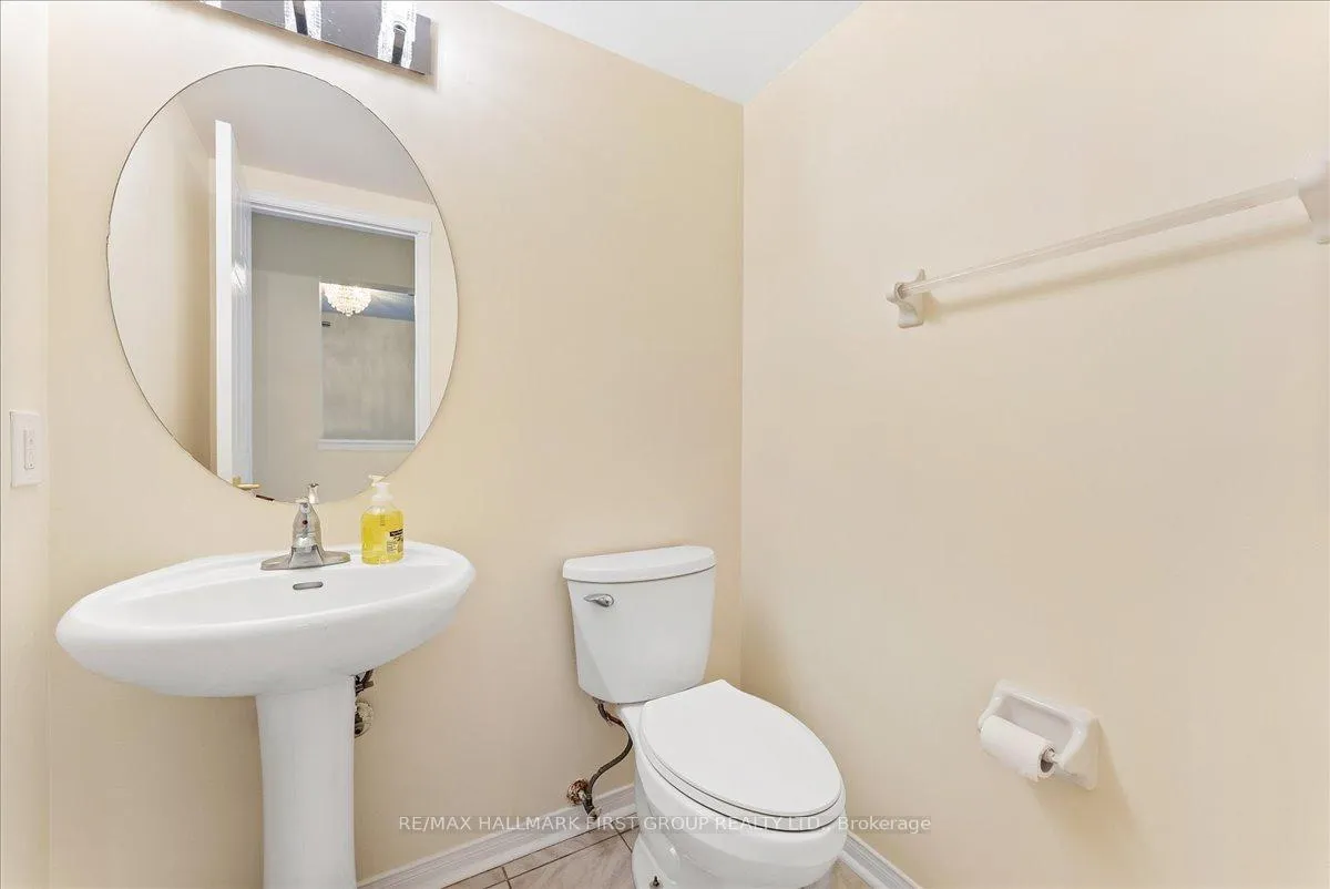 Photo 15 of 34 Inlet Bay Drive, Whitby, Port Whitby — HOMEH