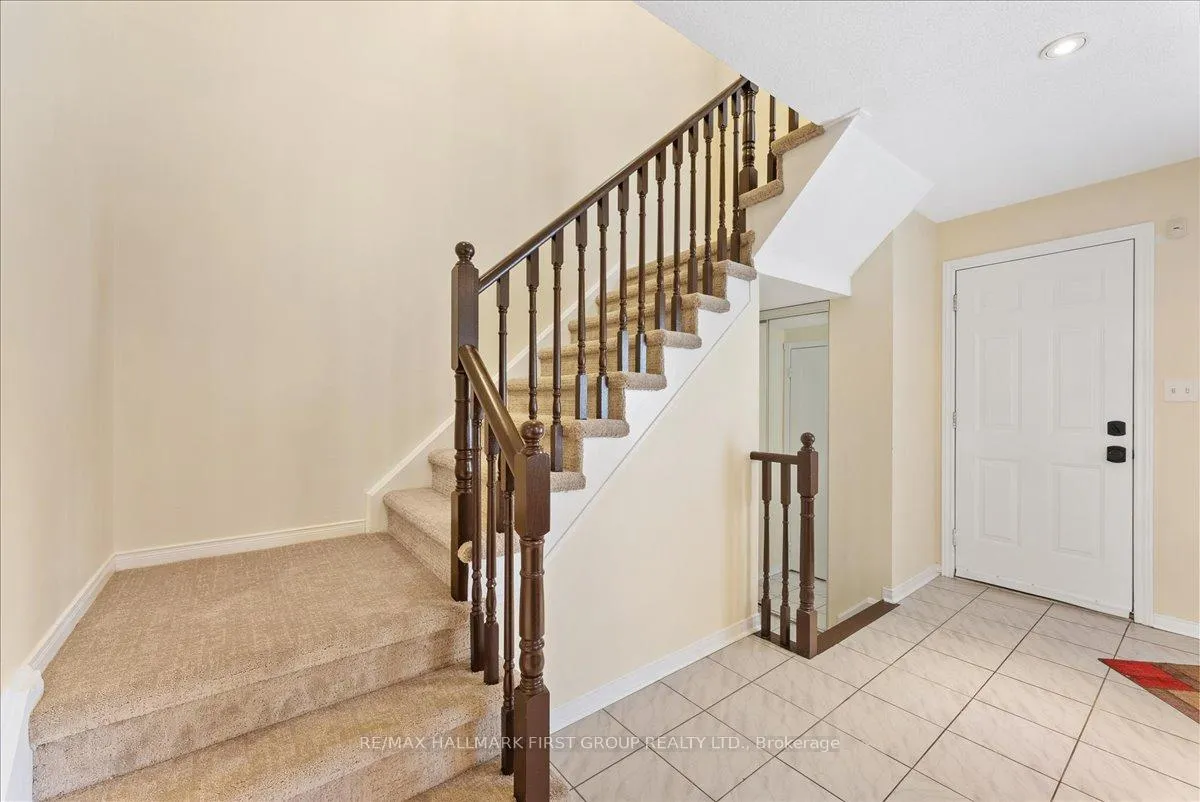 Photo 16 of 34 Inlet Bay Drive, Whitby, Port Whitby — HOMEH