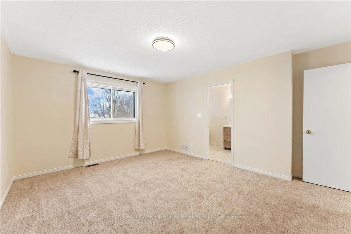 Photo 20 of 34 Inlet Bay Drive, Whitby, Port Whitby — HOMEH