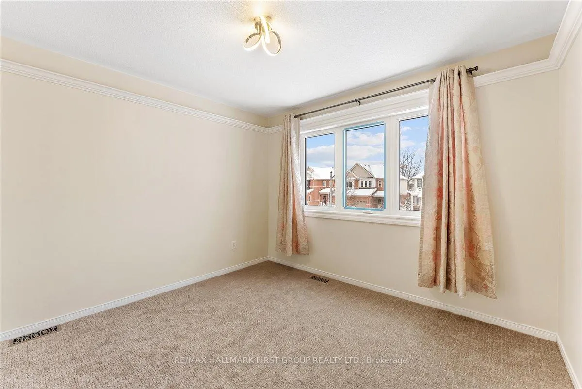 Photo 25 of 34 Inlet Bay Drive, Whitby, Port Whitby — HOMEH
