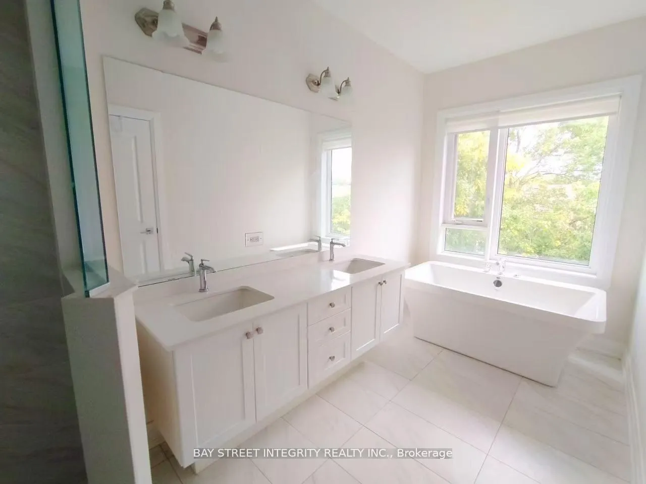 Photo 8 of 61 Harold Lawrie Lane, Markham, Aileen-Willowbrook — HOMEH