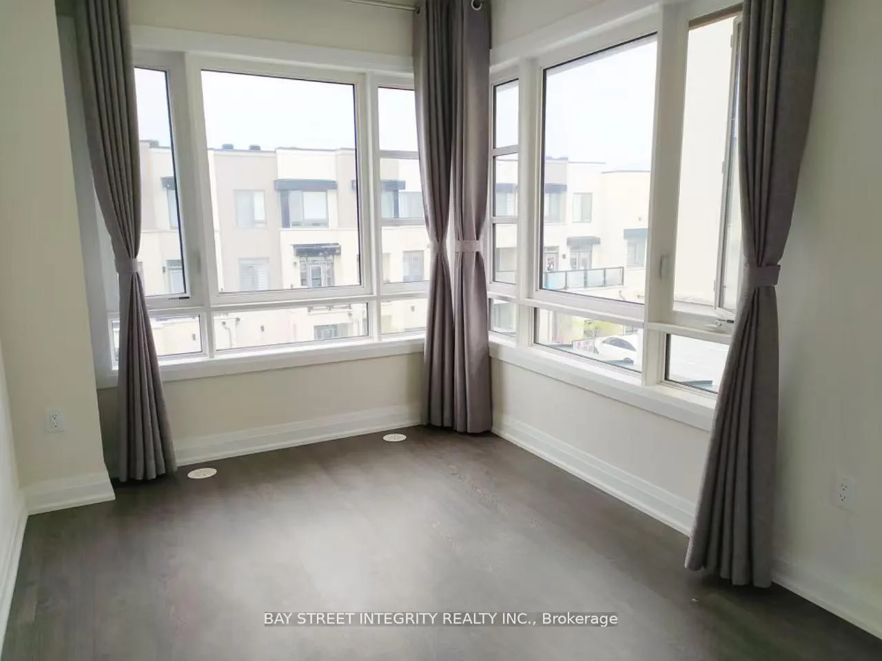 Photo 9 of 61 Harold Lawrie Lane, Markham, Aileen-Willowbrook — HOMEH