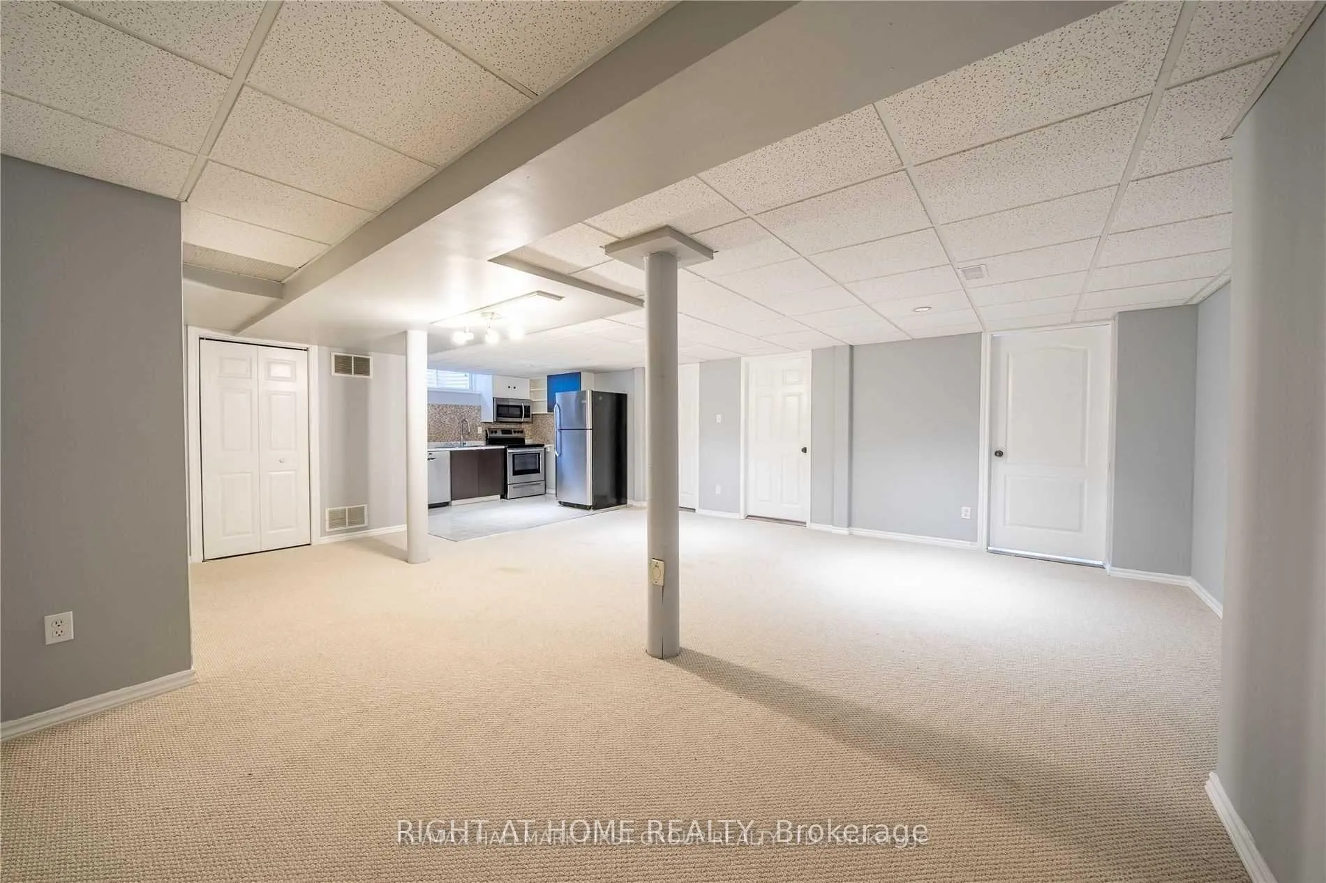 Photo 8 of 50 Griffen Place, Whitby, Rolling Acres — HOMEH