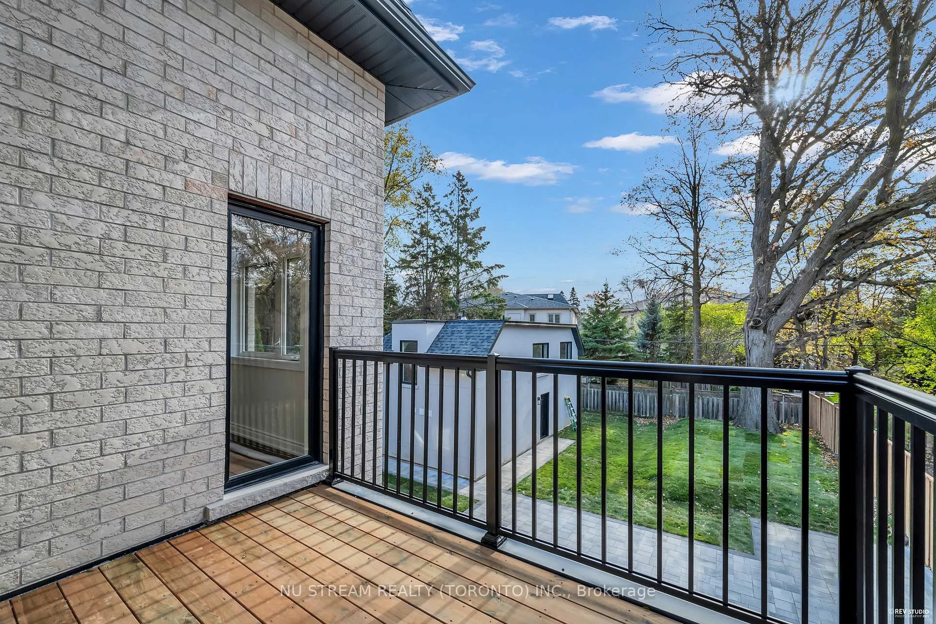 Photo 11 of Unit Unit#3, 25 Devondale Avenue, North York, Newtonbrook West — HOMEH