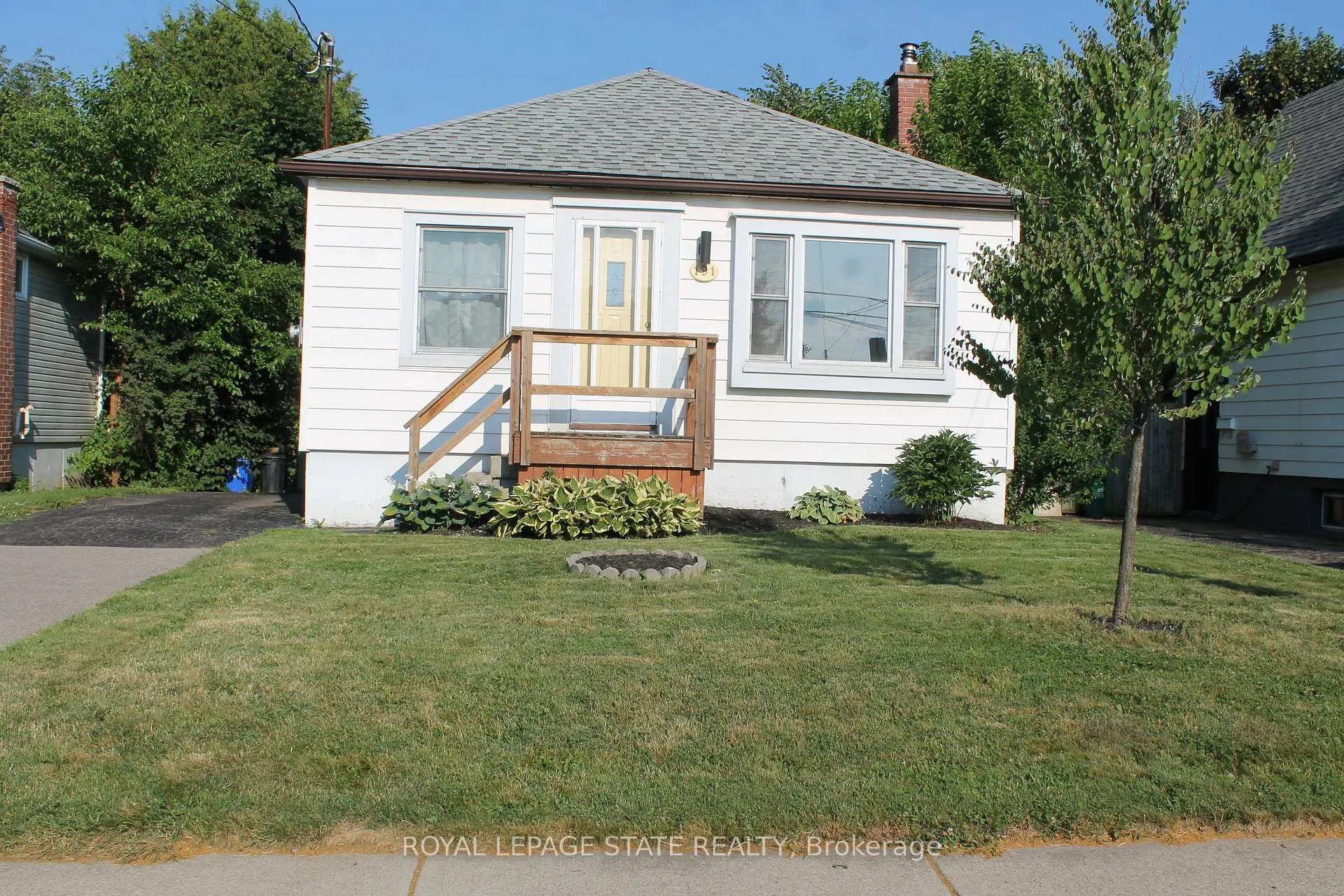 Front of Unit B, 191 East 25th Street