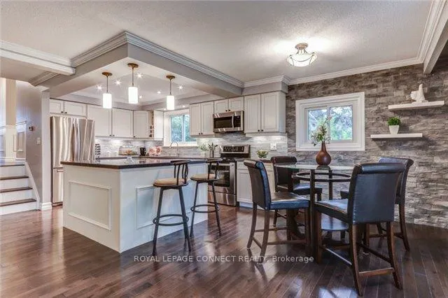Photo 5 of 209 Central Park Boulevard N, Oshawa, O'Neill — HOMEH