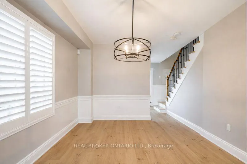 Photo 2 of 39 Robb Lane, Clarington, Bowmanville — HOMEH