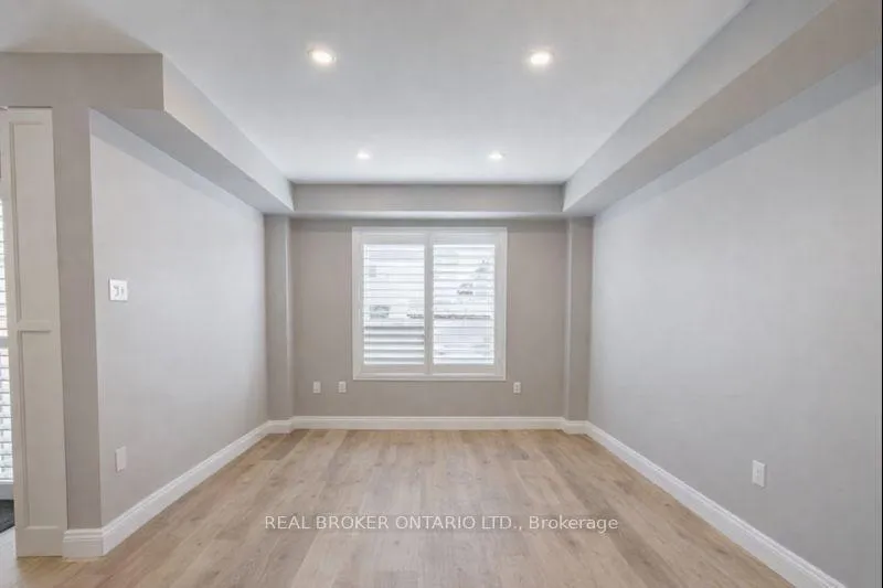 Photo 5 of 39 Robb Lane, Clarington, Bowmanville — HOMEH