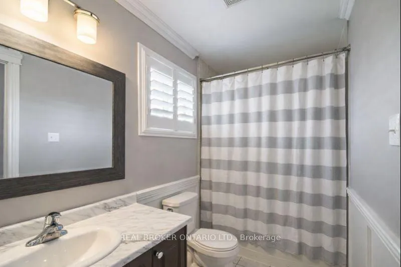 Photo 10 of 39 Robb Lane, Clarington, Bowmanville — HOMEH