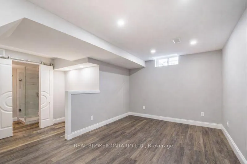 Photo 16 of 39 Robb Lane, Clarington, Bowmanville — HOMEH