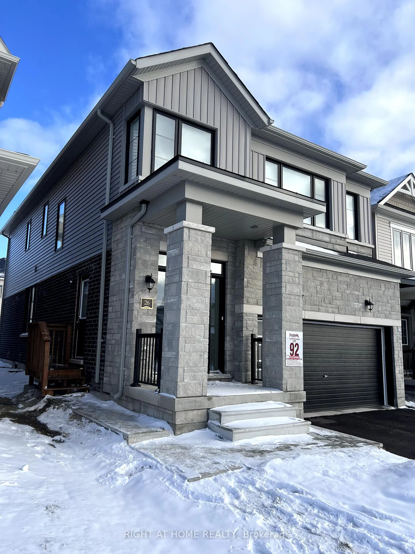 Photo 1 of Unit Bsmnt, 26 Rochester Drive, Barrie, Innis-Shore — HOMEH