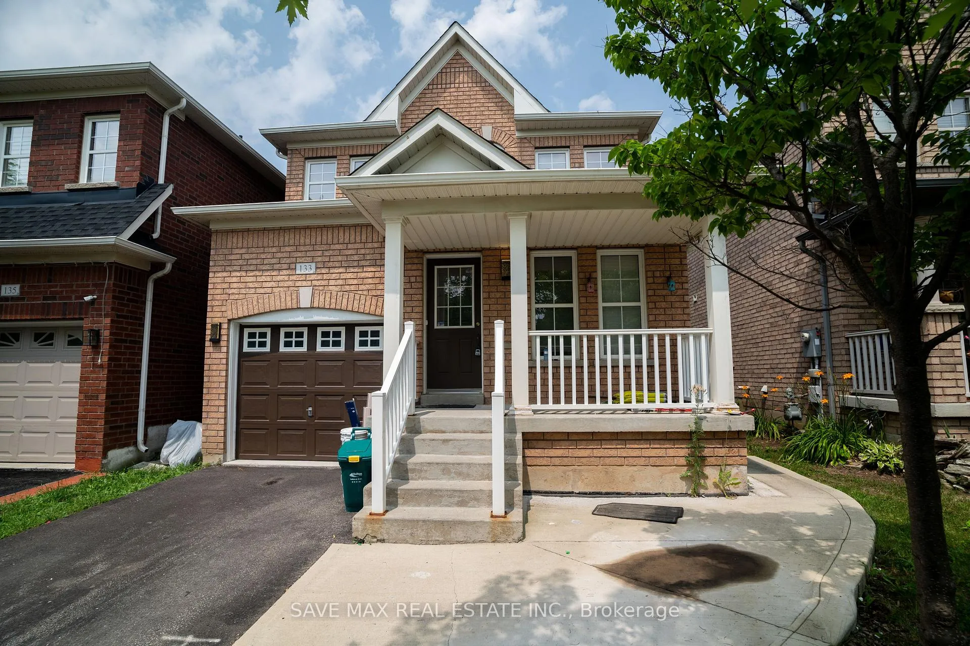 Photo 8 of 133 Weston Drive S, Milton, Scott — HOMEH