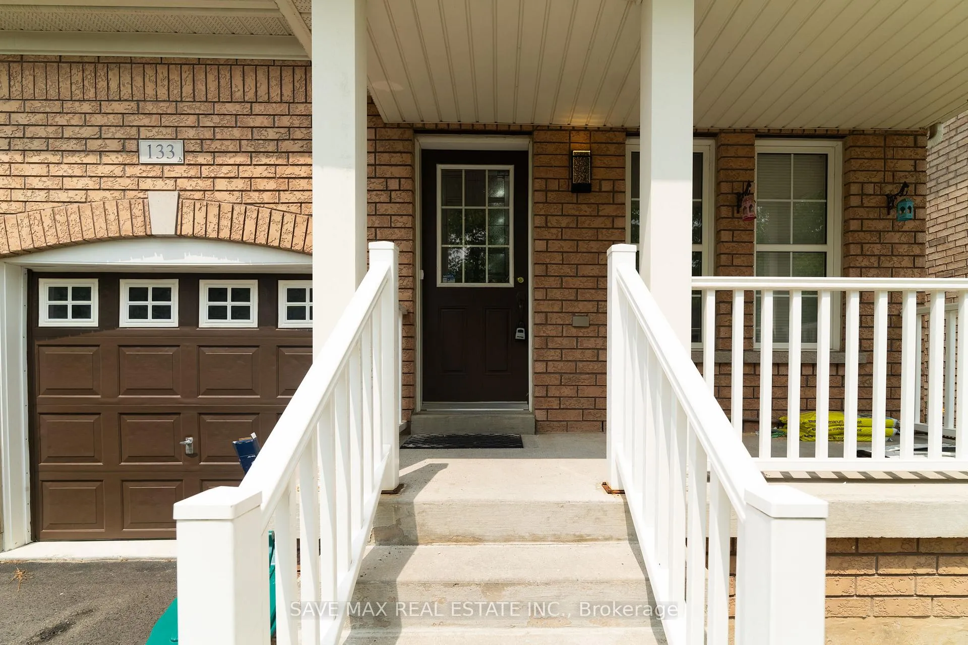 Photo 10 of 133 Weston Drive S, Milton, Scott — HOMEH