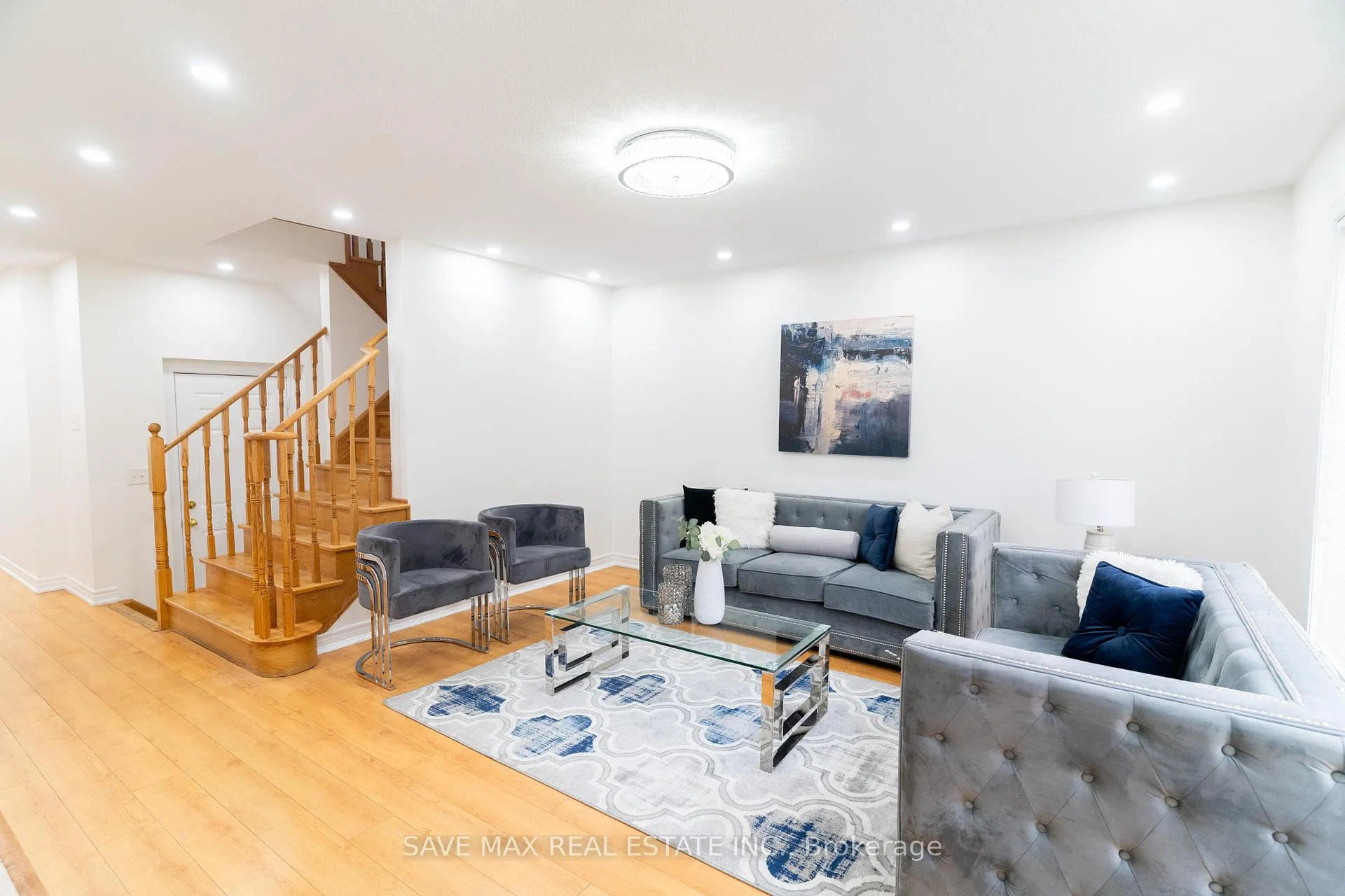 Photo 19 of 133 Weston Drive S, Milton, Scott — HOMEH