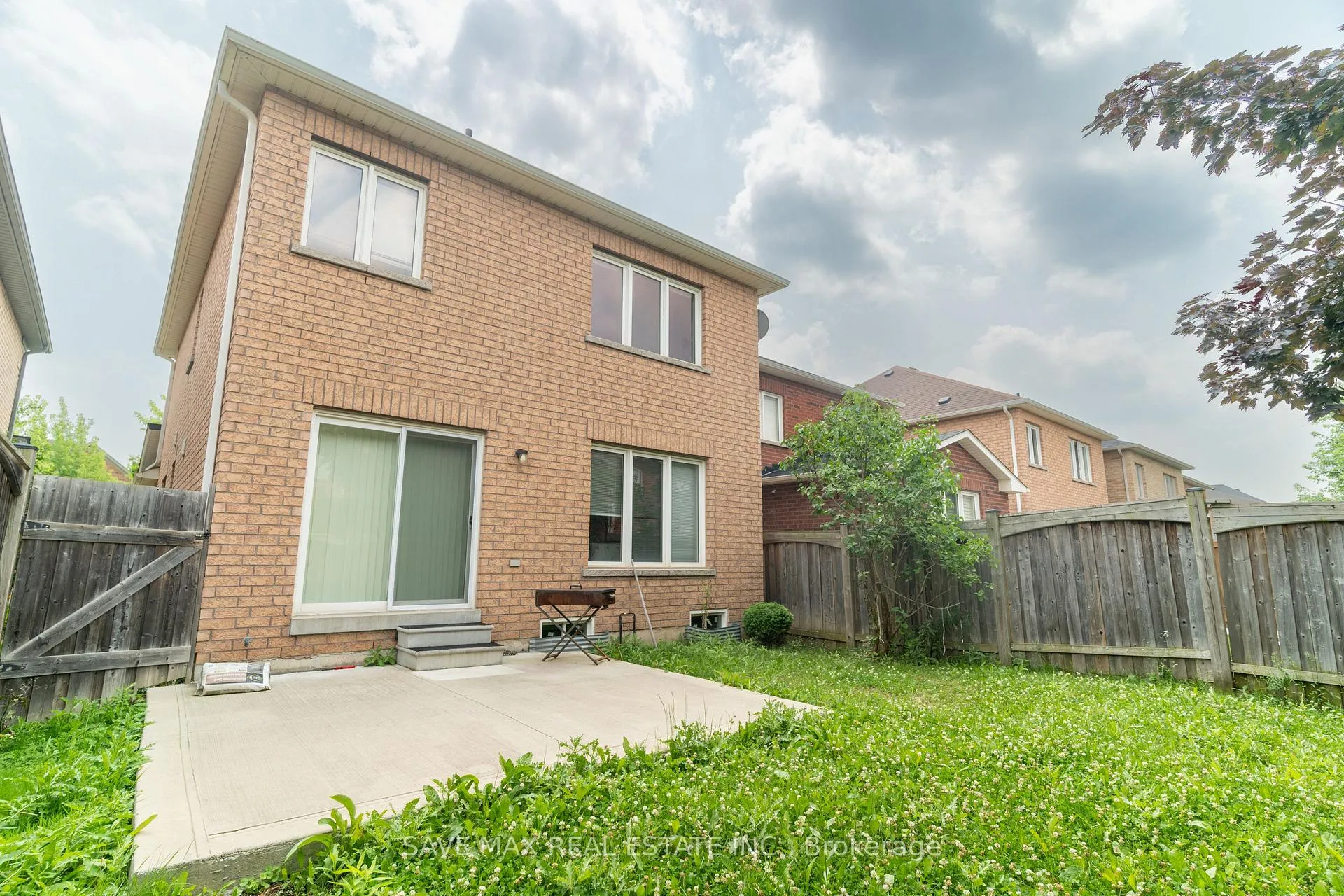 Photo 36 of 133 Weston Drive S, Milton, Scott — HOMEH