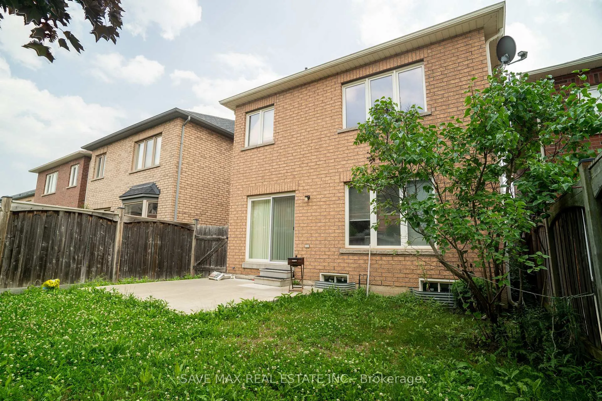 Photo 37 of 133 Weston Drive S, Milton, Scott — HOMEH