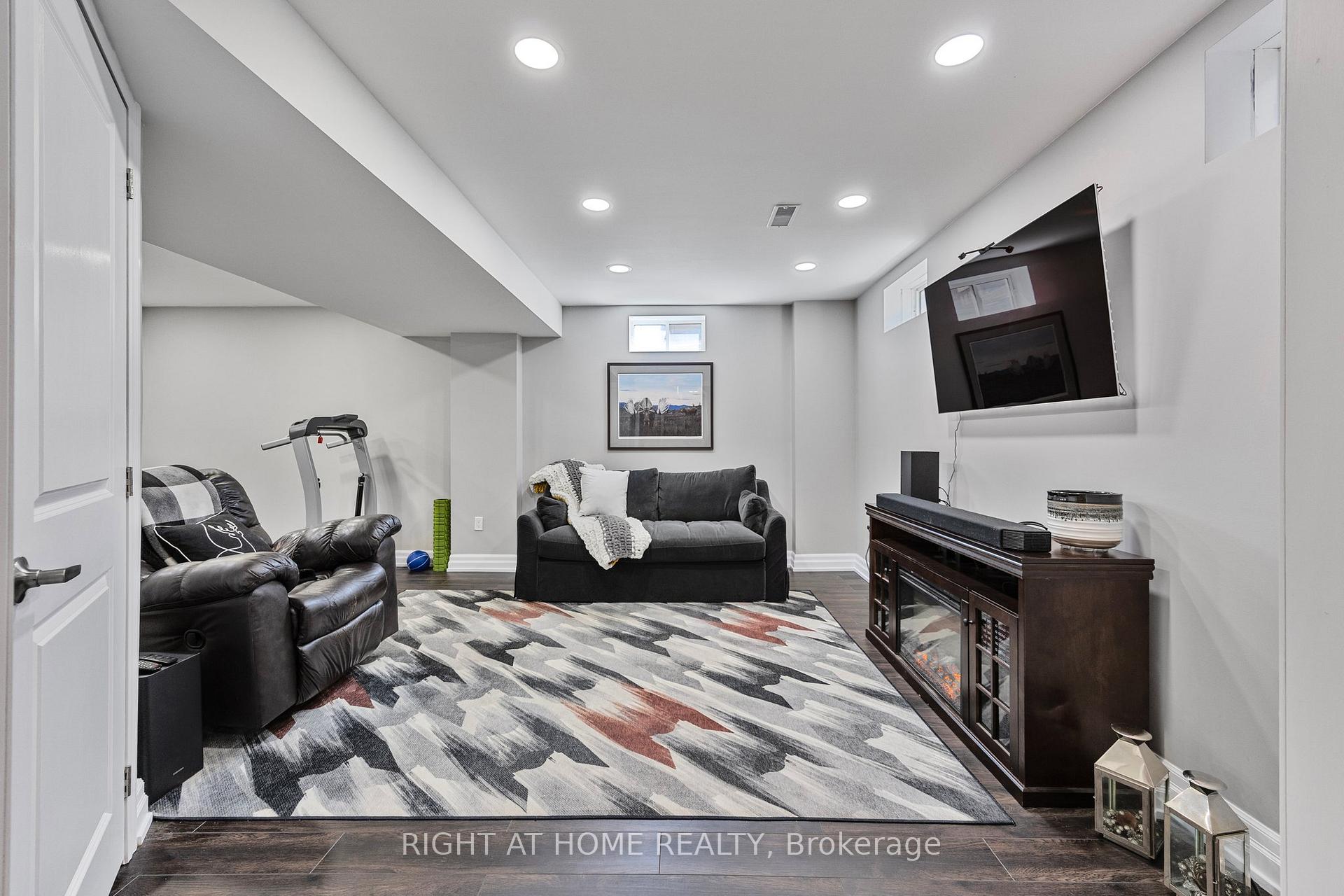 Photo 32 of 83 Stevenson Street, Essa, Angus — HOMEH