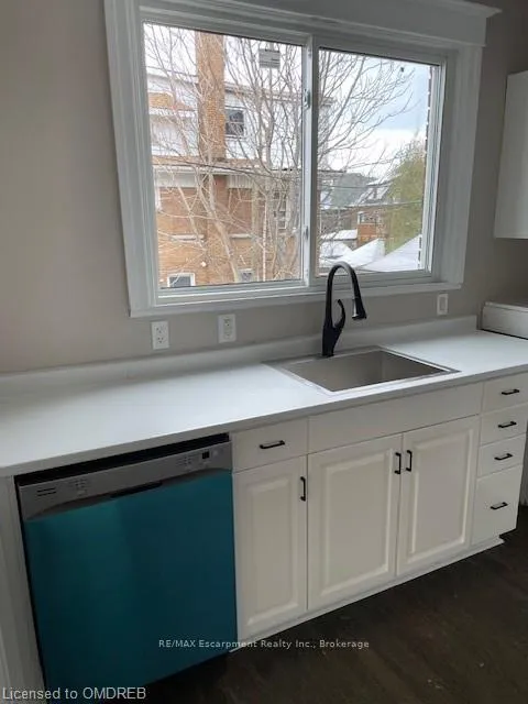 Photo 5 of Unit 4, 815 Main Street E, Hamilton, Gibson — HOMEH
