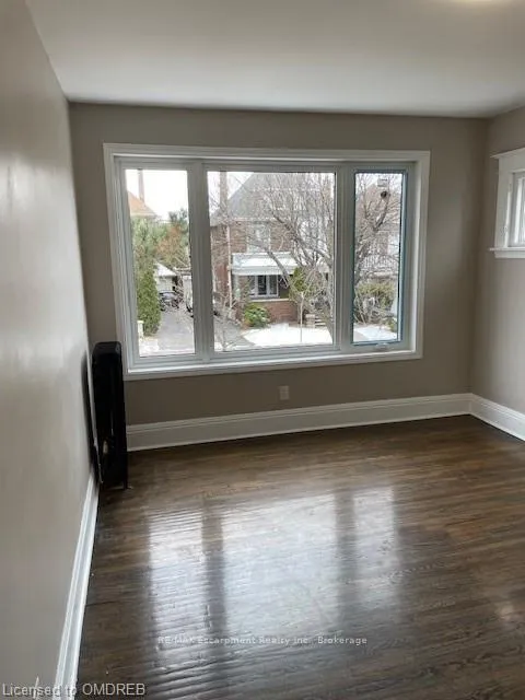 Photo 14 of Unit 4, 815 Main Street E, Hamilton, Gibson — HOMEH