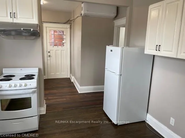 Photo 16 of Unit 4, 815 Main Street E, Hamilton, Gibson — HOMEH