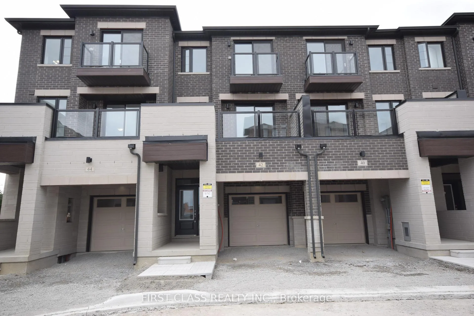 Front of 42 Carole Bell Way