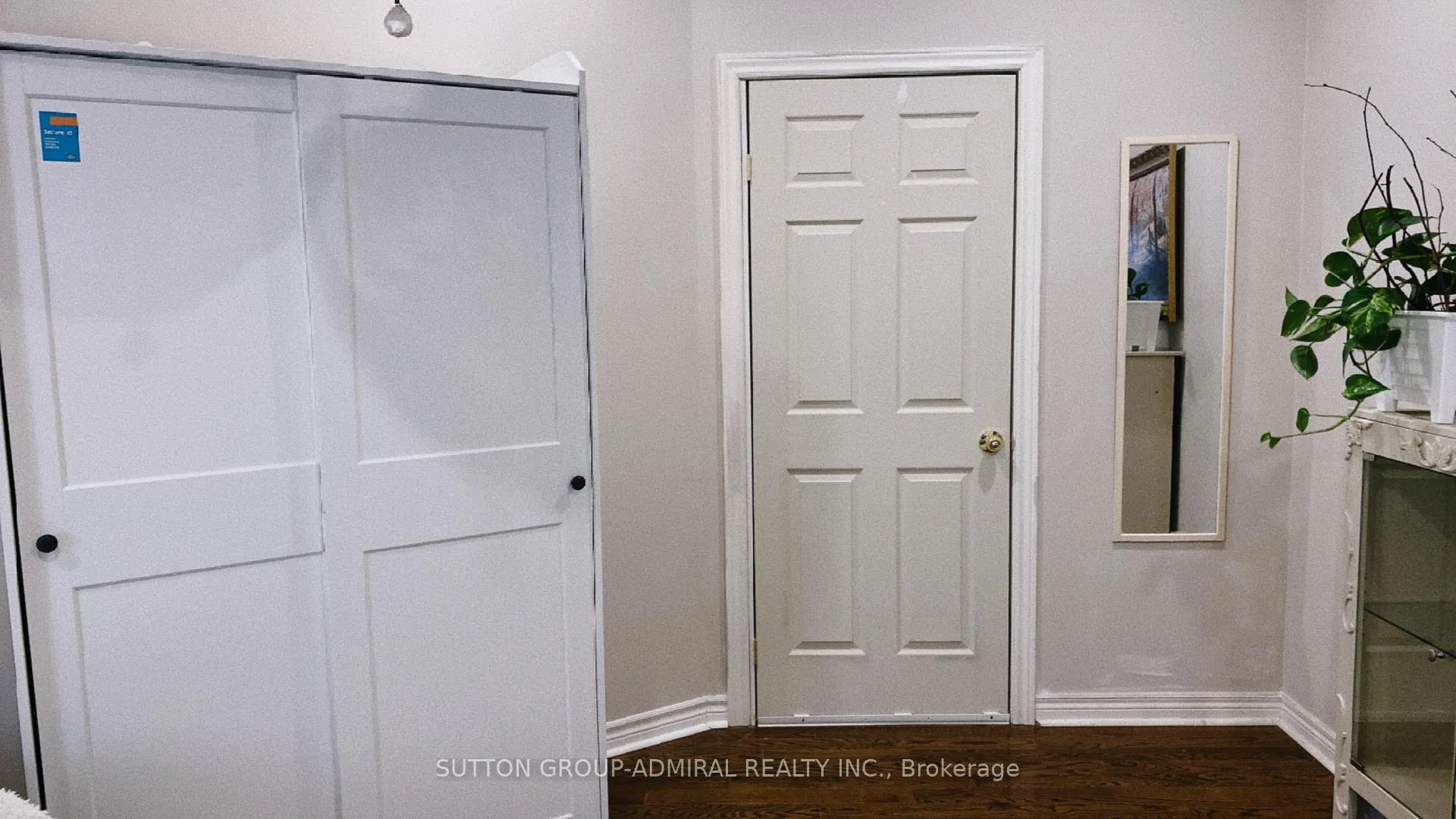 Photo 11 of 4 Raintree Crescent, Richmond Hill, Oak Ridges — HOMEH