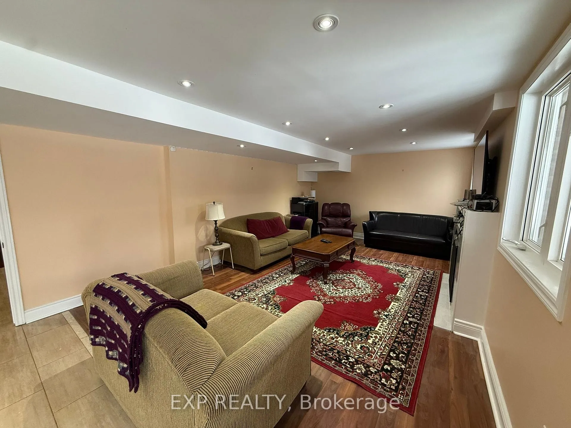 Photo 3 of Unit BSMT, 67 Ames Crescent, Aurora, Bayview Northeast — HOMEH