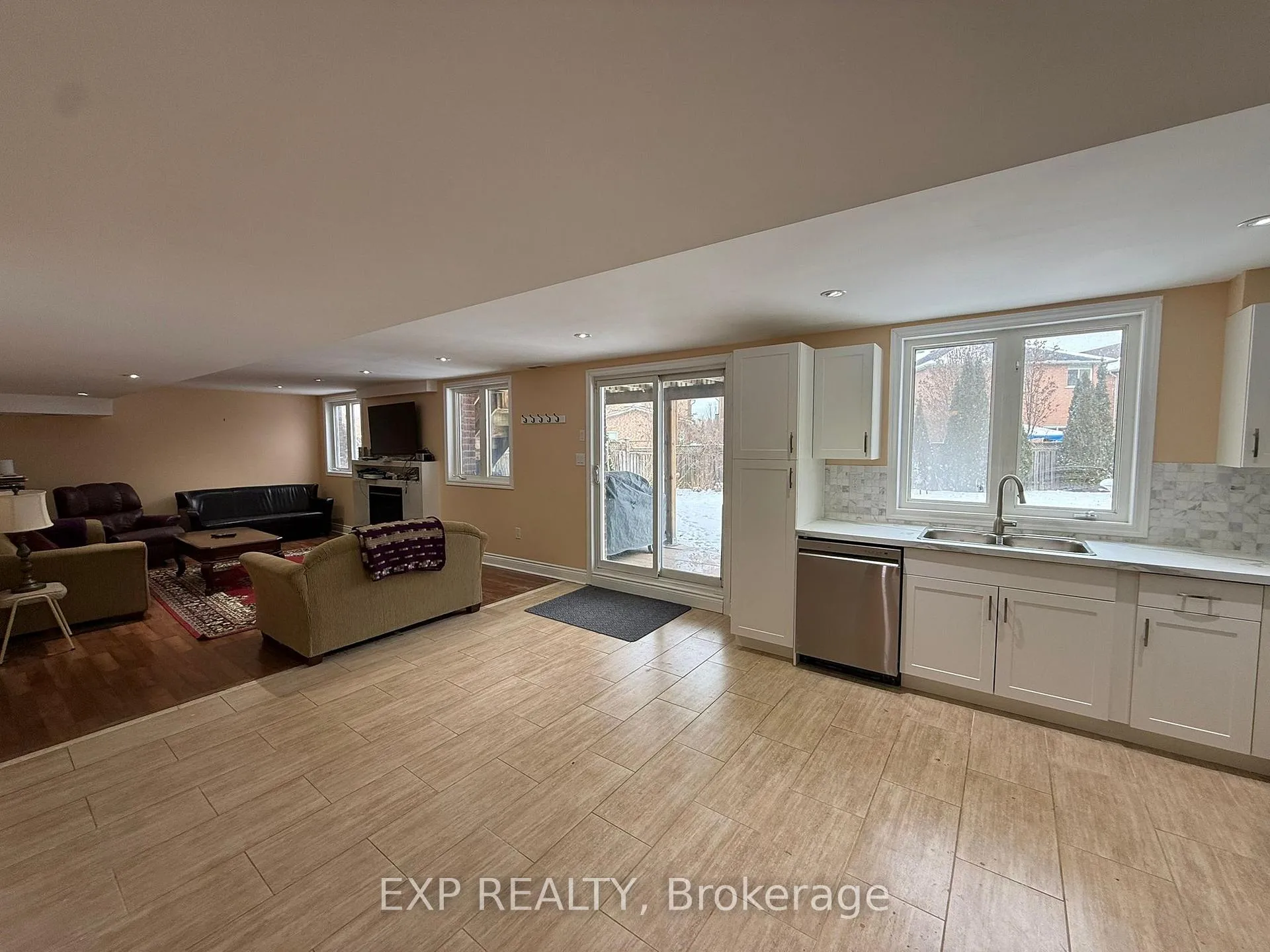Photo 7 of Unit BSMT, 67 Ames Crescent, Aurora, Bayview Northeast — HOMEH