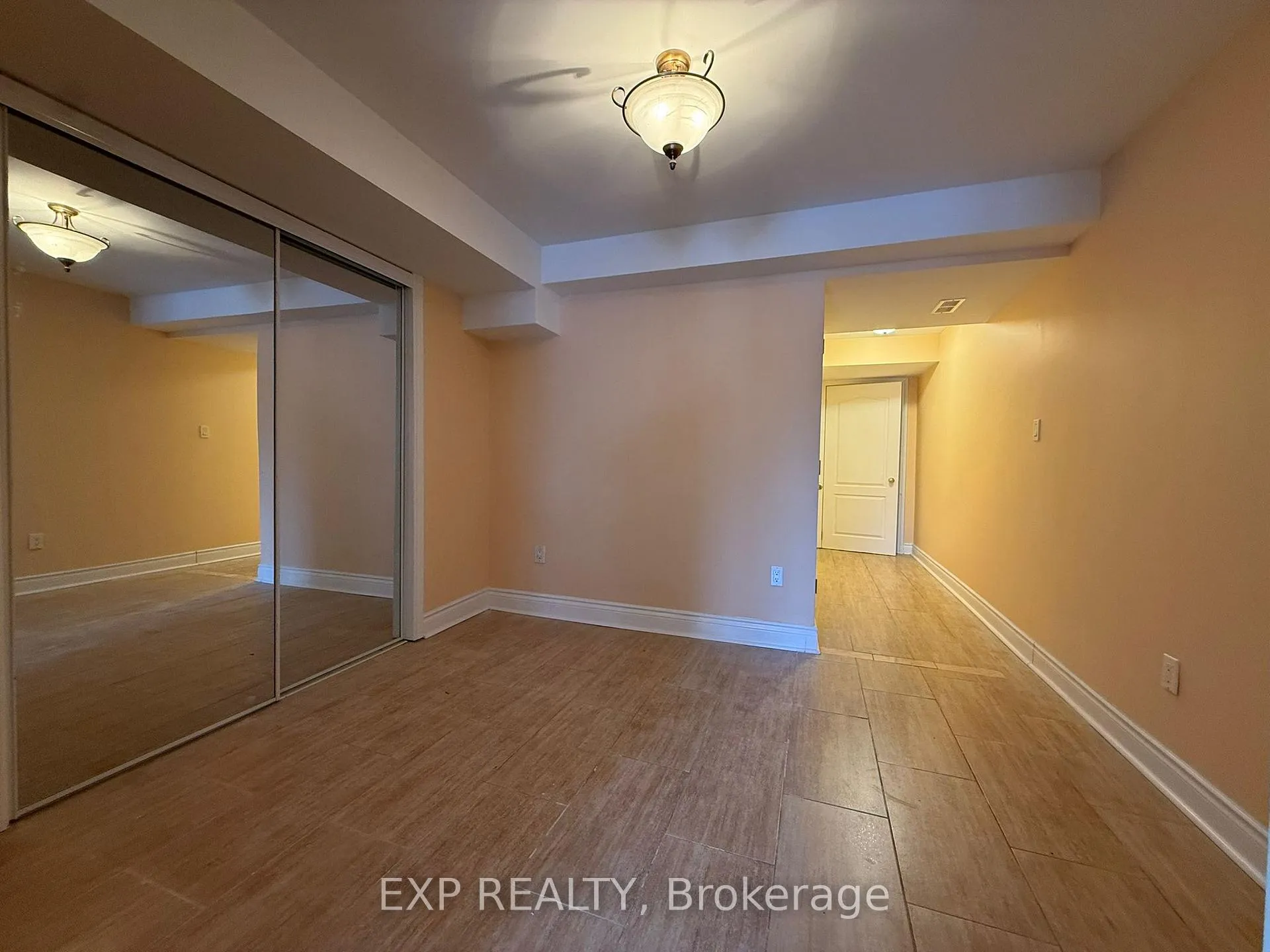 Photo 8 of Unit BSMT, 67 Ames Crescent, Aurora, Bayview Northeast — HOMEH
