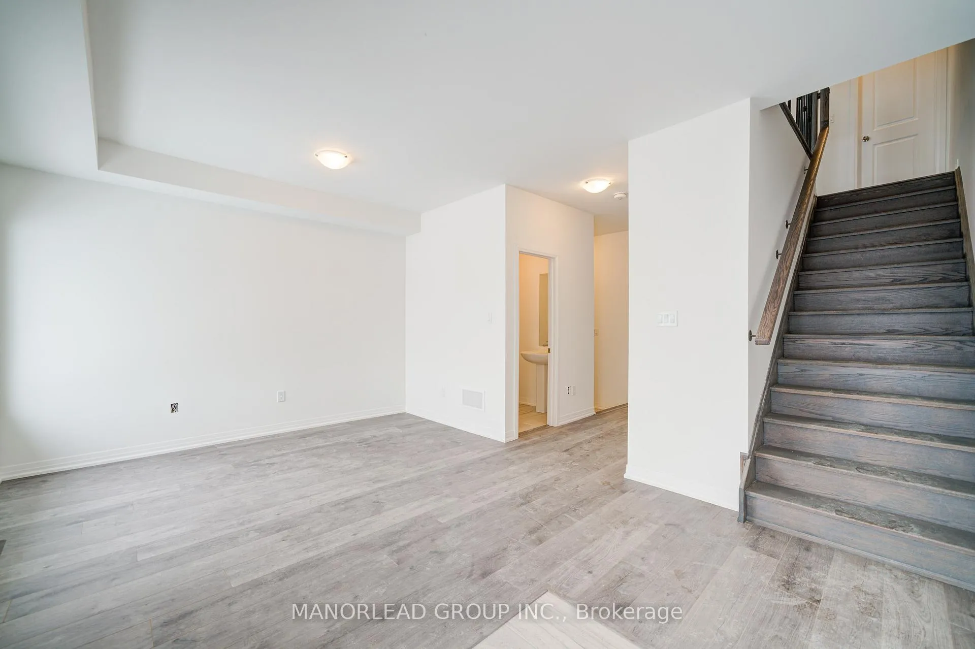 Photo 2 of 23 Alan Francis Lane, Markham, Cachet — HOMEH