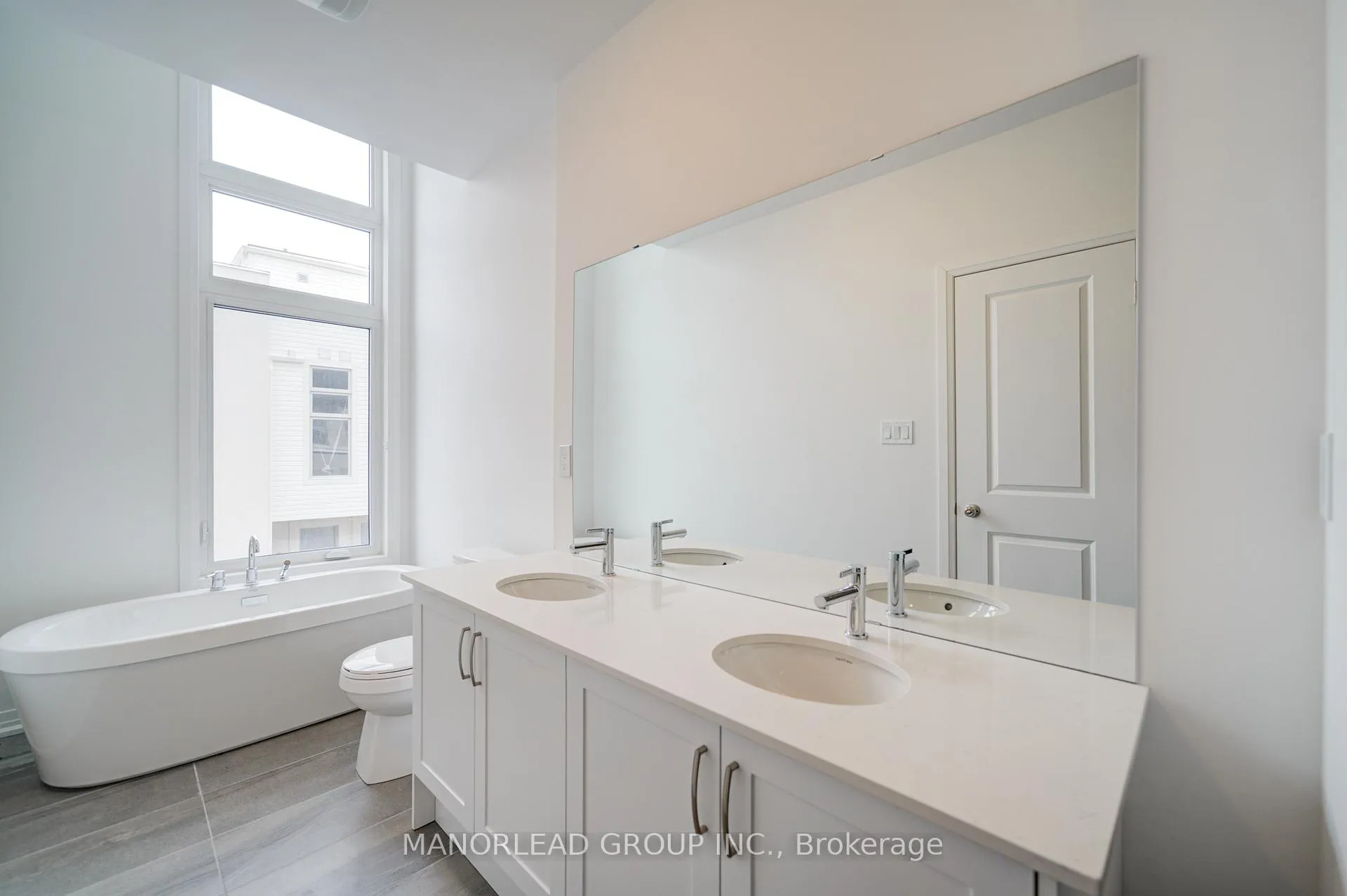 Photo 18 of 23 Alan Francis Lane, Markham, Cachet — HOMEH
