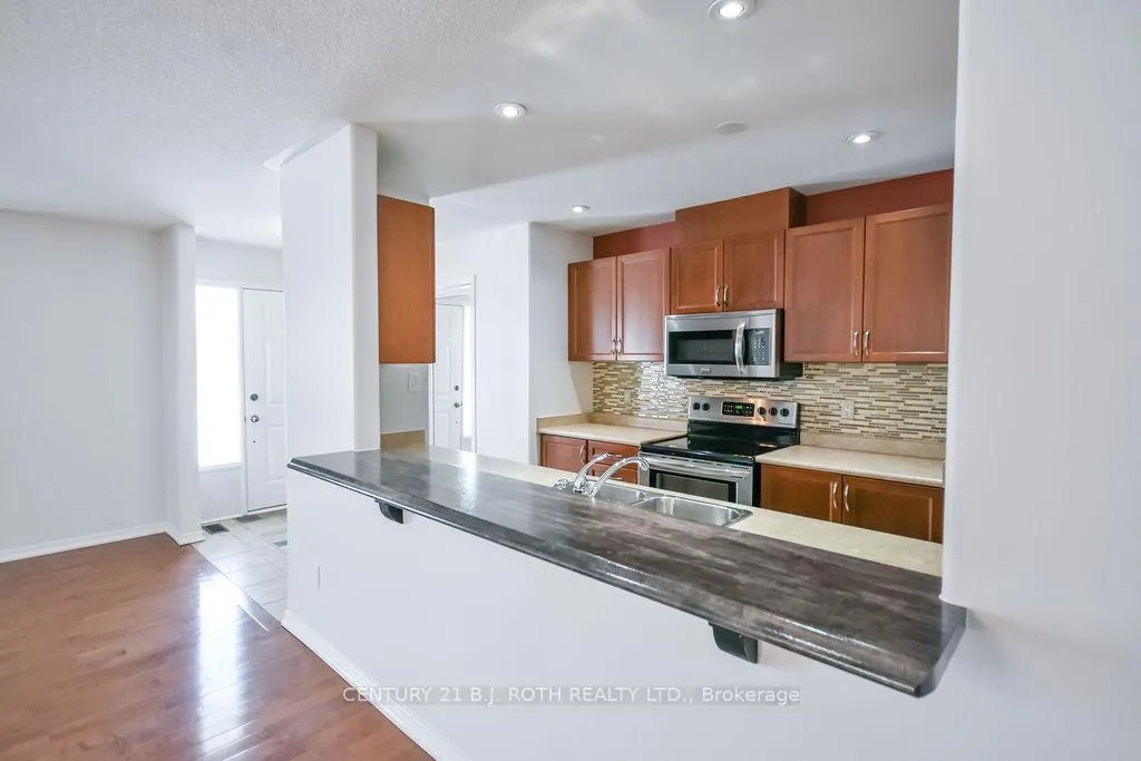 Photo 15 of Unit 25, 318 Little Avenue, Barrie, Painswick North — HOMEH