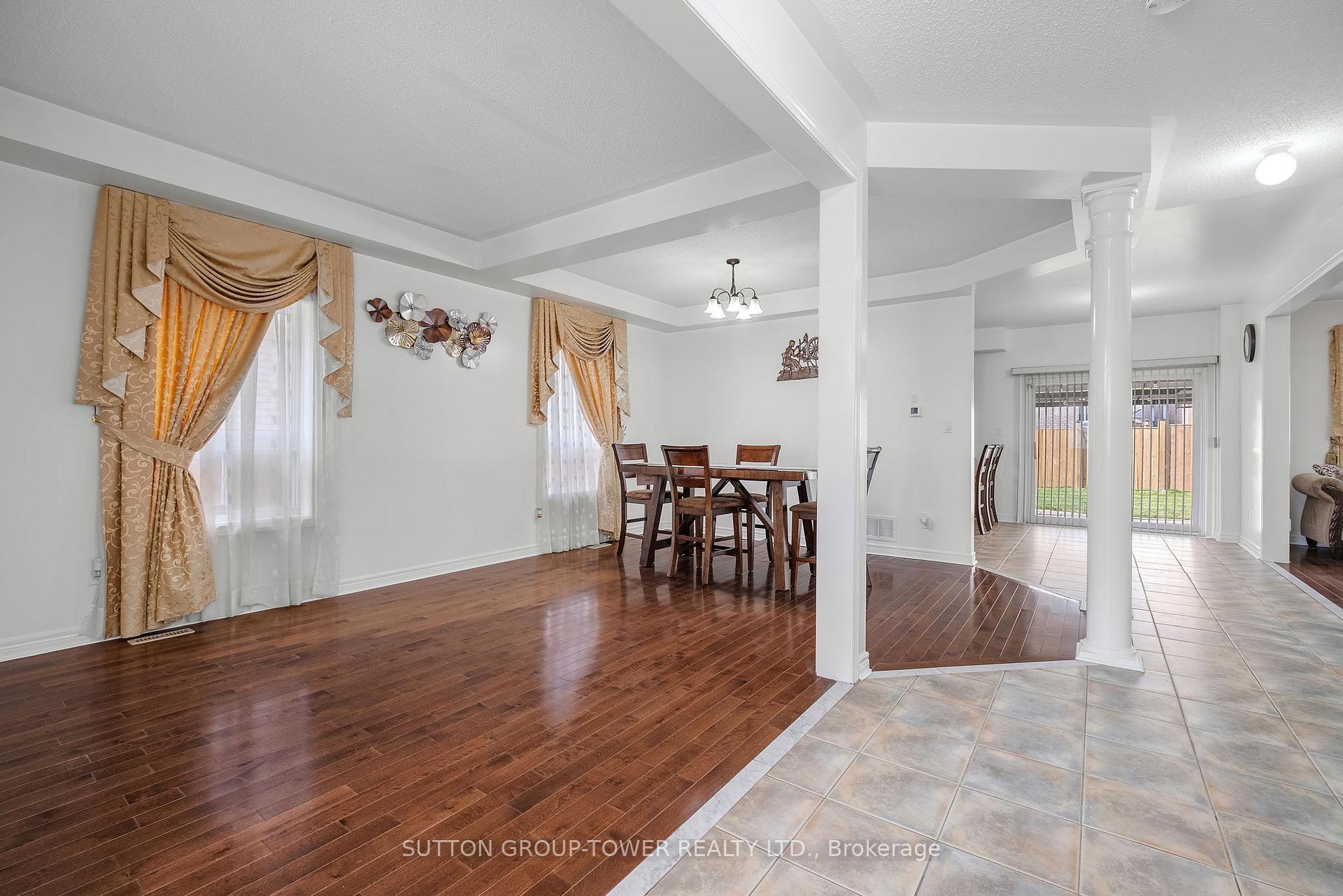 Photo 7 of 14 Rosswell Drive, Clarington, Courtice — HOMEH