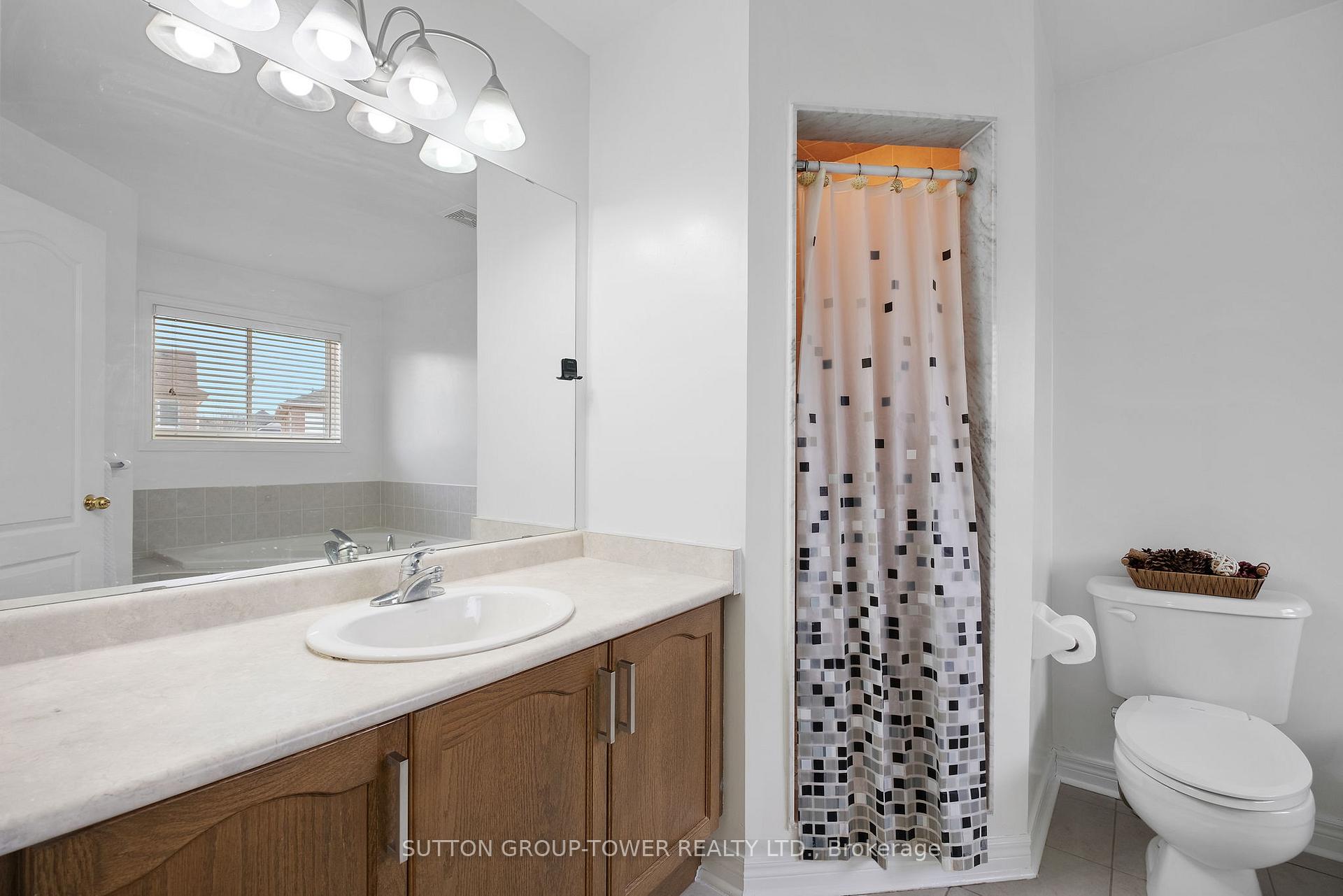 Photo 31 of 14 Rosswell Drive, Clarington, Courtice — HOMEH