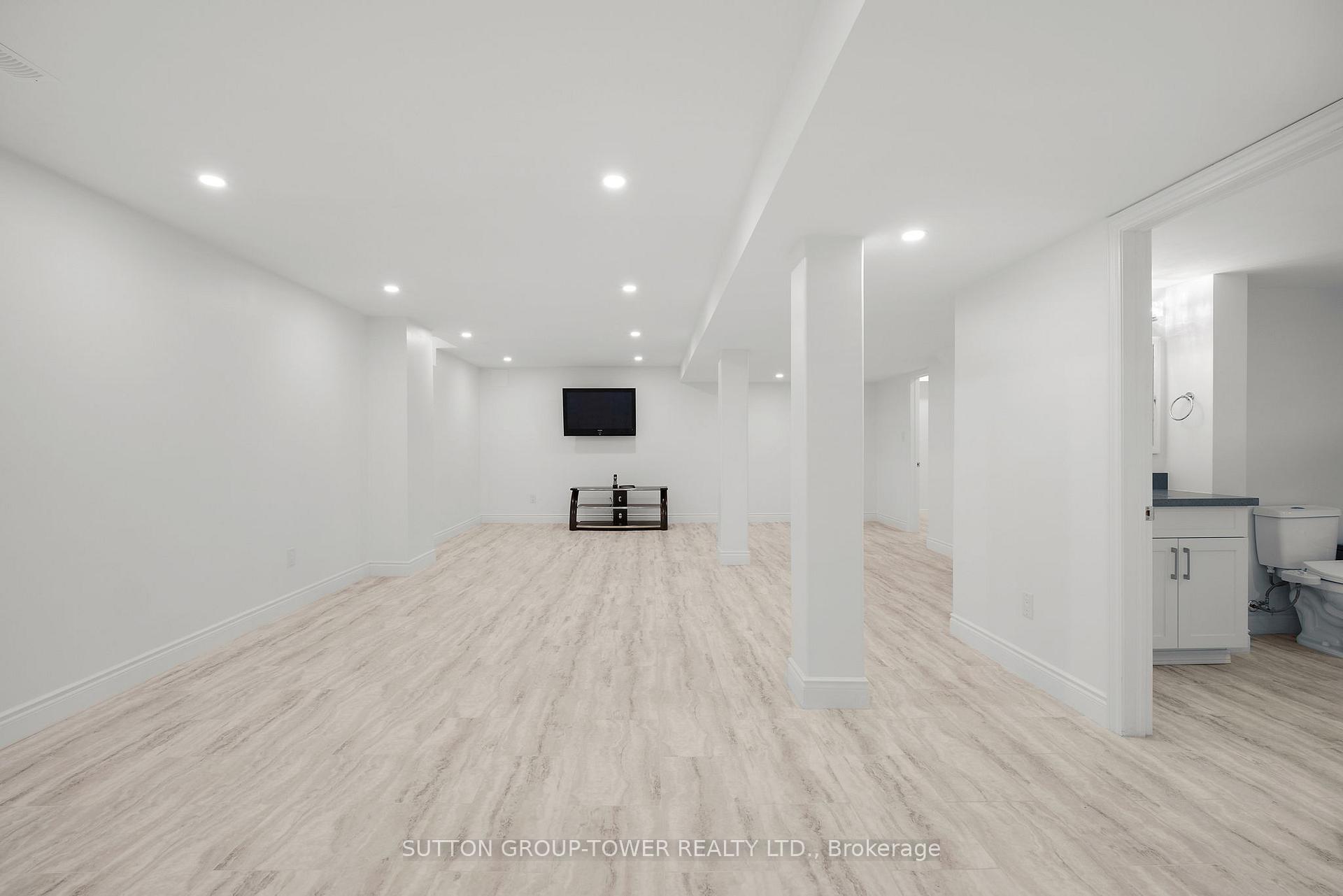 Photo 34 of 14 Rosswell Drive, Clarington, Courtice — HOMEH