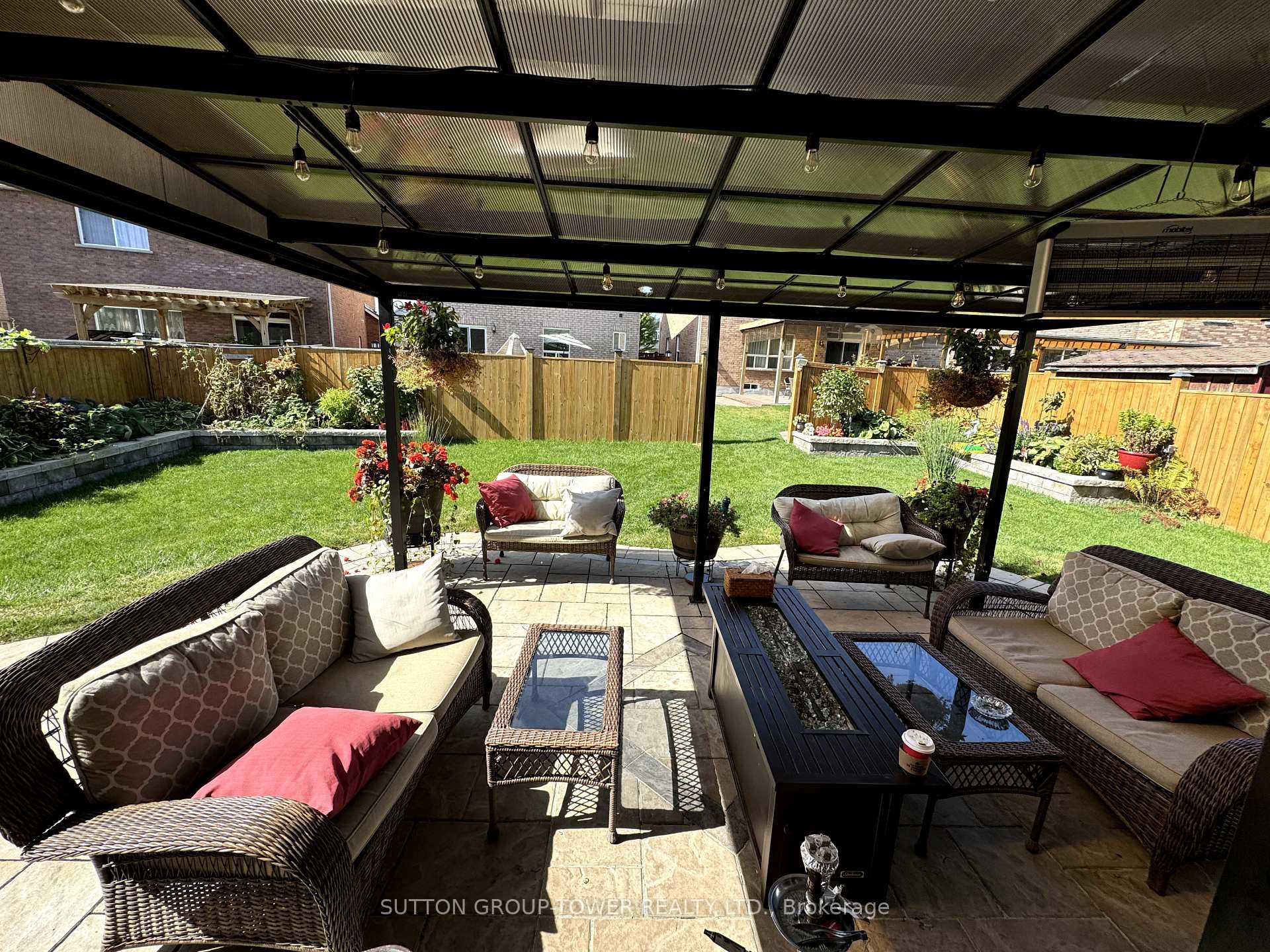 Photo 39 of 14 Rosswell Drive, Clarington, Courtice — HOMEH