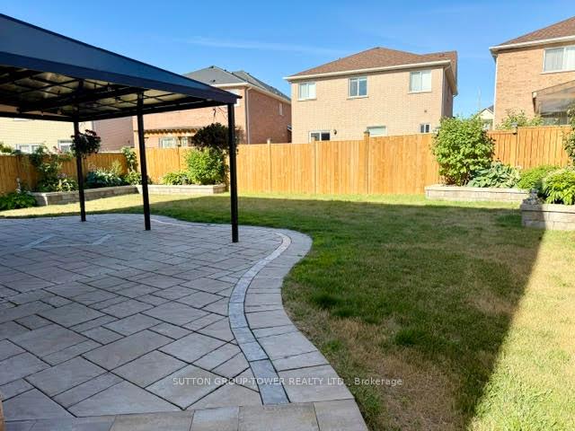 Photo 40 of 14 Rosswell Drive, Clarington, Courtice — HOMEH