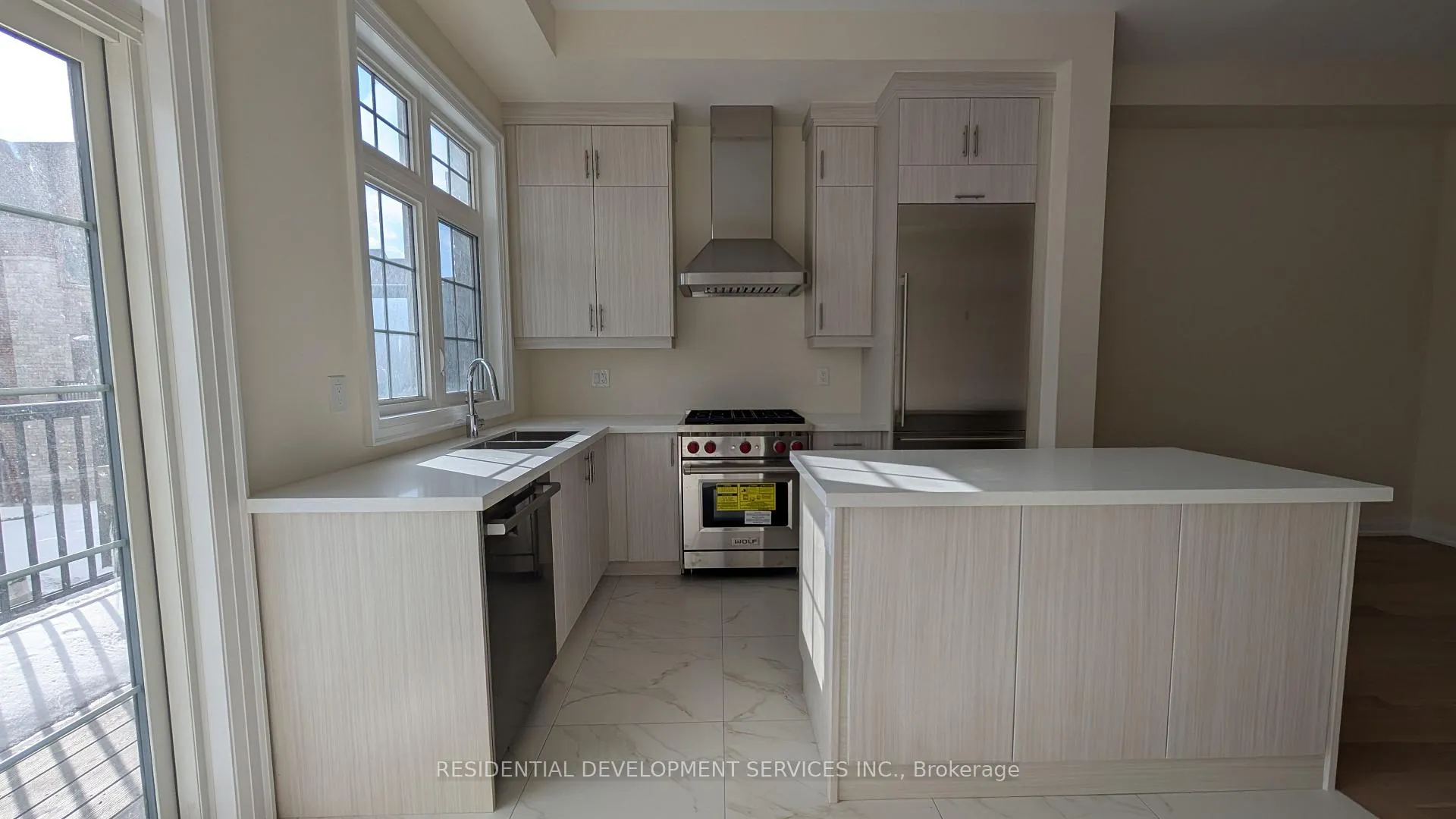 Photo 4 of 4179 Major Mackenzie Drive E, Markham, Angus Glen — HOMEH
