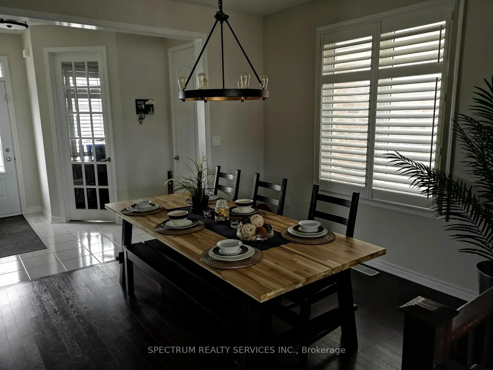 Photo 2 of 1522 Clitherow Street, Milton, Ford — HOMEH