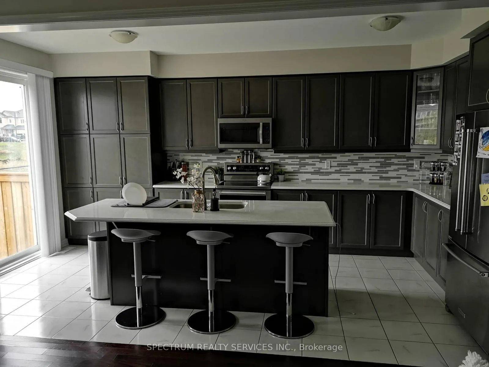 Photo 7 of 1522 Clitherow Street, Milton, Ford — HOMEH