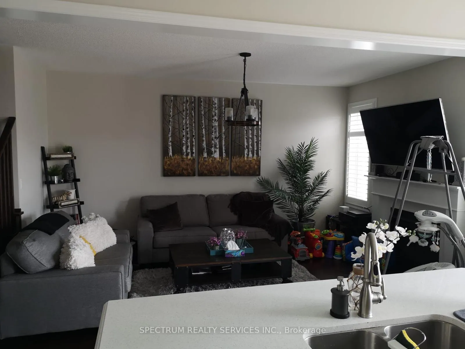 Photo 9 of 1522 Clitherow Street, Milton, Ford — HOMEH