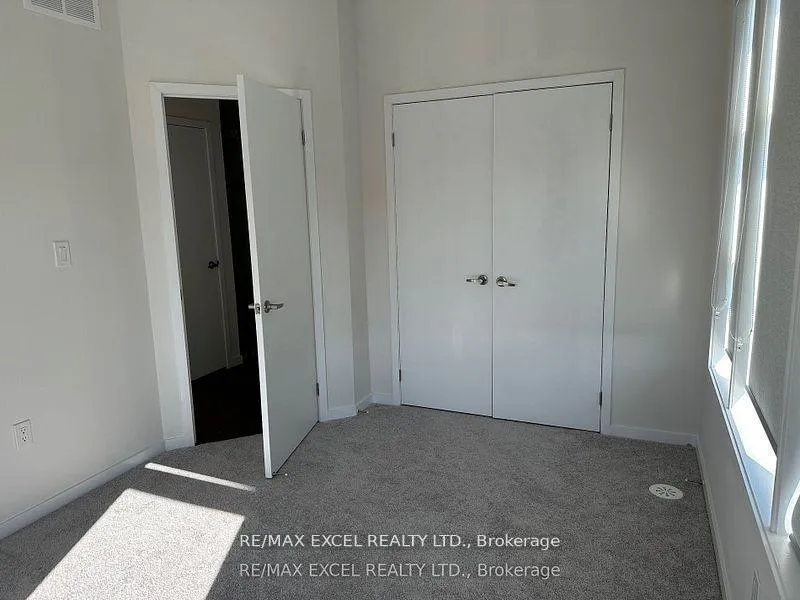 Photo 5 of Unit upper, 22 Wuhan Lane, Markham, Wismer — HOMEH