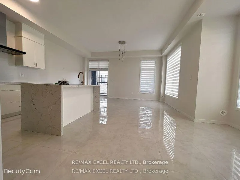 Photo 16 of Unit upper, 22 Wuhan Lane, Markham, Wismer — HOMEH