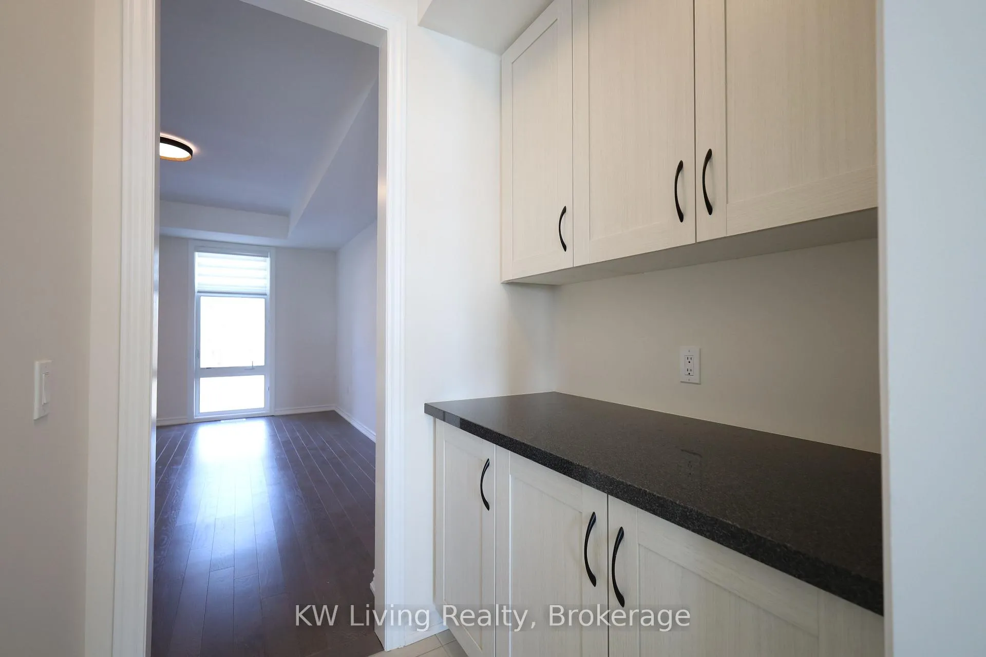 Photo 13 of 45 Puisaya Drive, Richmond Hill, Rural Richmond Hill — HOMEH